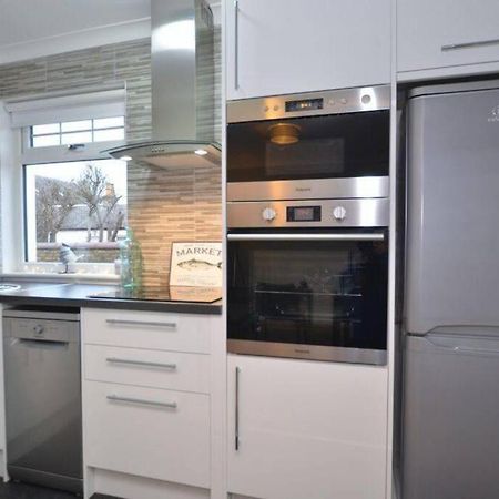 Ideally Located Modern Flat Apartment Troon Exterior photo