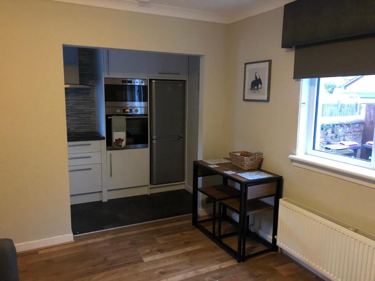 Ideally Located Modern Flat Apartment Troon Exterior photo